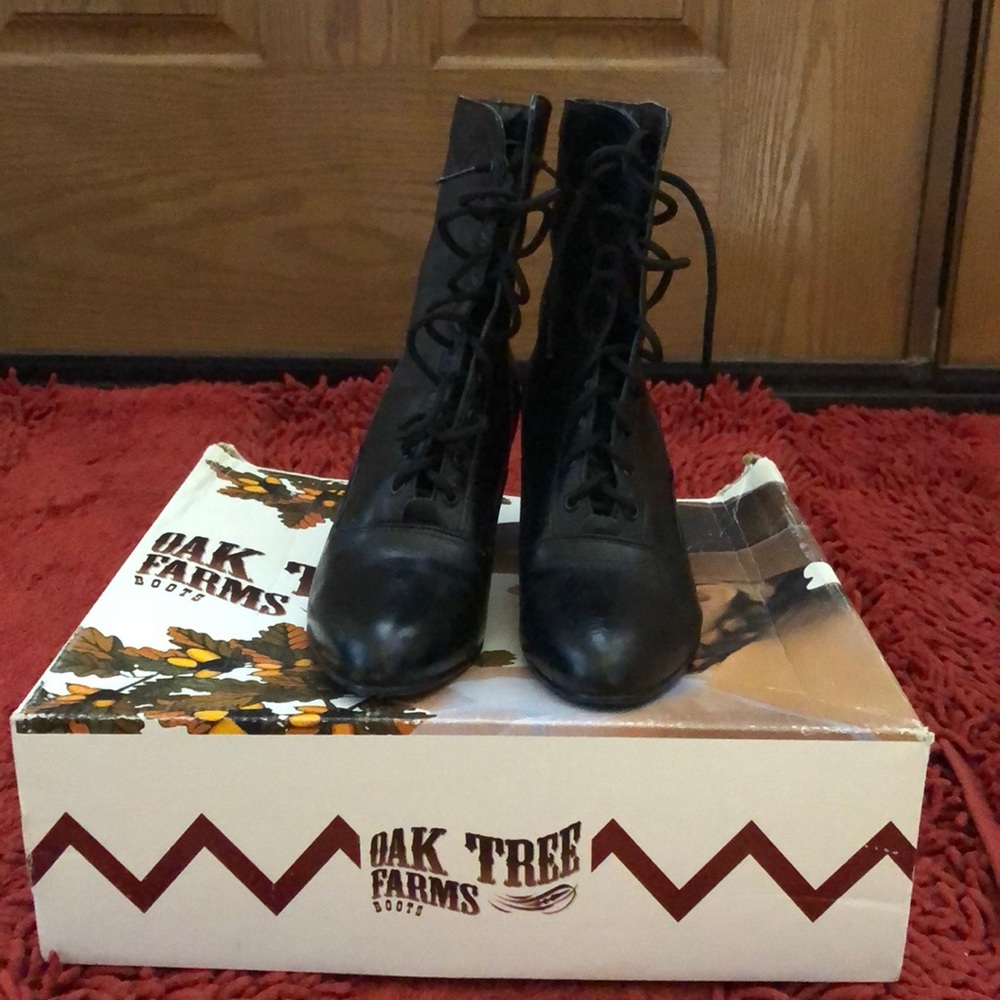 Oak Tree Farm Victorian Lace Up Boots